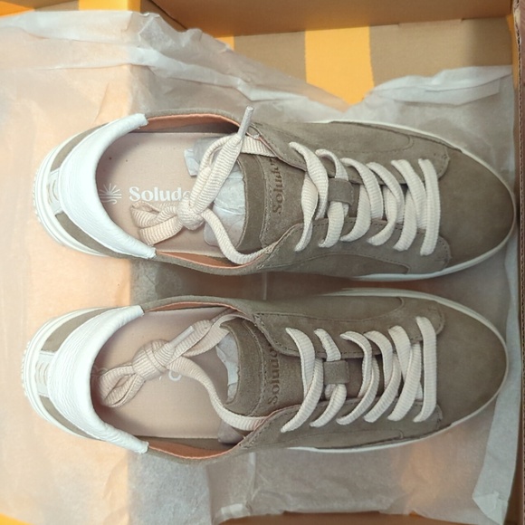 NIB Soludos Ibiza Platform, Sage Green, Size 8.5 - Picture 5 of 9